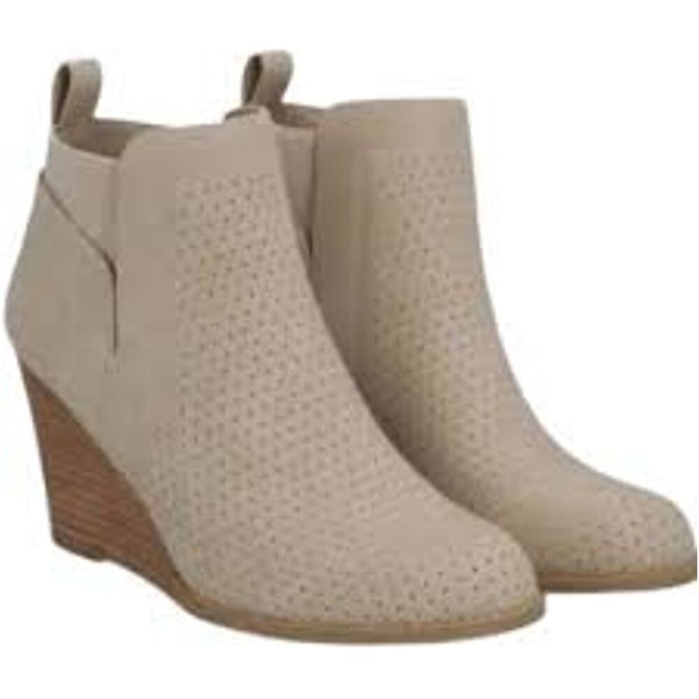 Tan Dolce Vita Gerdy Slip On Ankle Closed Toe Wedges | 8 & 10